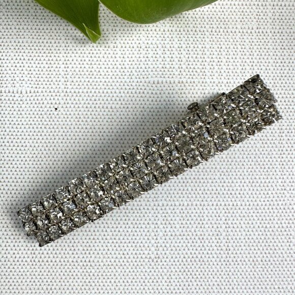 Rhinestone Alligator Hair Clip – Three Row Crystal - Picture 5 of 7